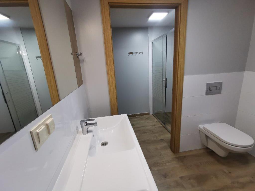 Tanie Noclegi, Kwatery, Pokoje Do Wynajecia , Targi Kielce Ngoại thất bức ảnh