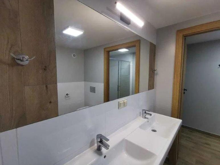 Tanie Noclegi, Kwatery, Pokoje Do Wynajecia , Targi Kielce Ngoại thất bức ảnh
